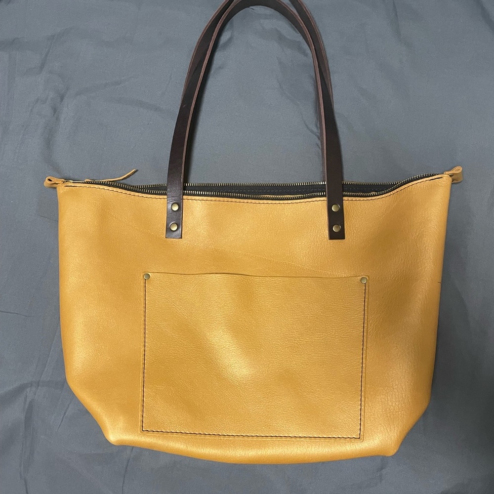 Portland Leather Goods large zippered honeycomb tote- Brand New